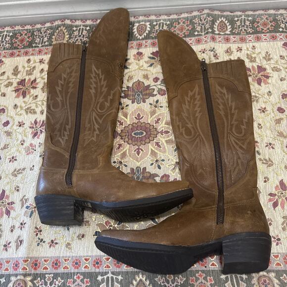 Ariat Riding Knee Boot w Western DetailMurrieta Soft Distressed Brown New 6.5B - Picture 2 of 11